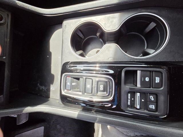 2023 Honda Pilot LX AWD