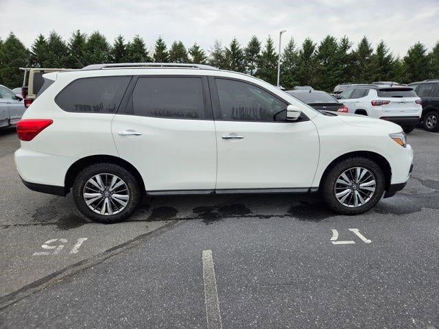 2018 Nissan Pathfinder 4x4 SV