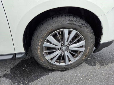 2018 Nissan Pathfinder 4x4 SV