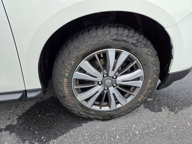 2018 Nissan Pathfinder 4x4 SV