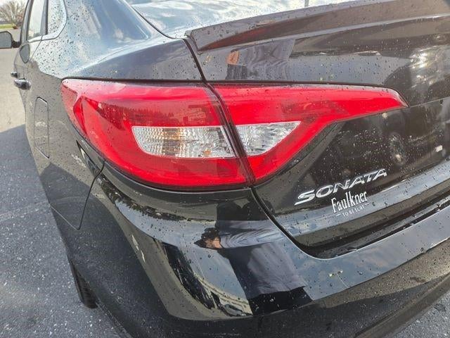 2015 Hyundai SONATA 4dr Sdn 2.4L SE