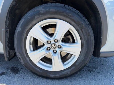 2021 Toyota Highlander LE AWD (SE)