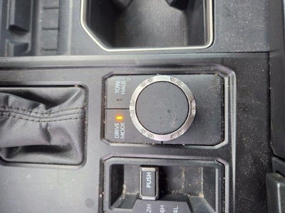2024 Toyota Tundra 4WD 4WD SR5 CrewMax 5.5' Bed (SE)