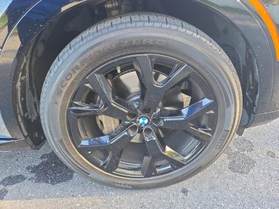 2022 BMW X7 xDrive40i Sports Activity Vehicle
