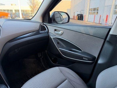 2016 Hyundai SANTA FE AWD 4dr SE