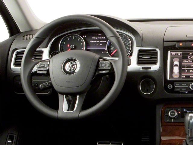 2012 Volkswagen Touareg 4dr TDI Sport