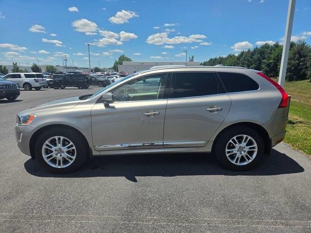 2016 Volvo XC60 AWD 4dr T5 Platinum