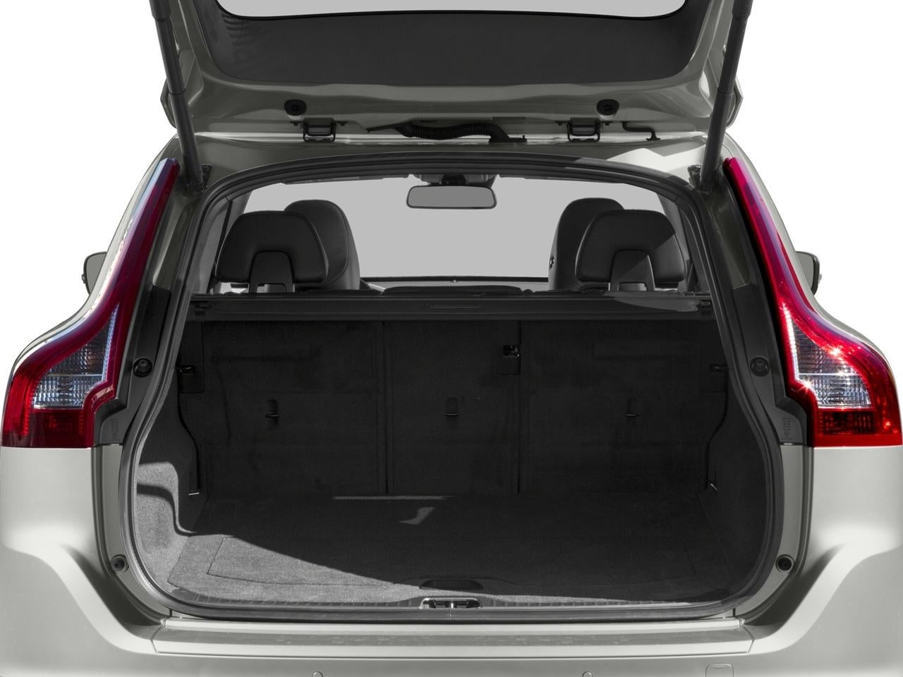 2016 Volvo XC60 AWD 4dr T5 Platinum