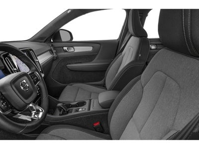 2024 Volvo XC40 B5 AWD Plus Bright Theme