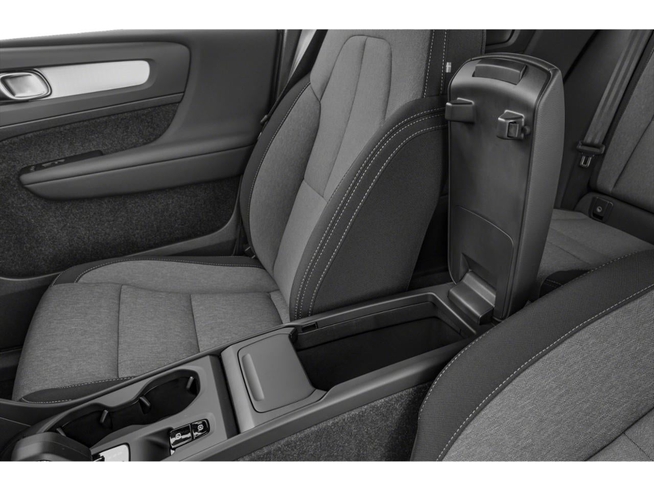 2024 Volvo XC40 B5 AWD Plus Bright Theme