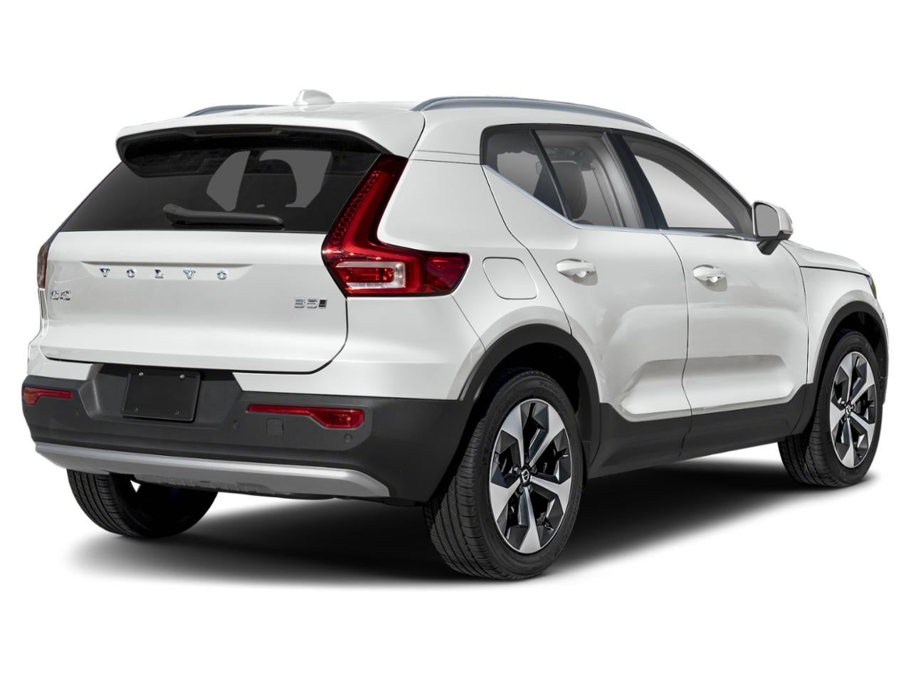 2024 Volvo XC40 B5 AWD Plus Bright Theme