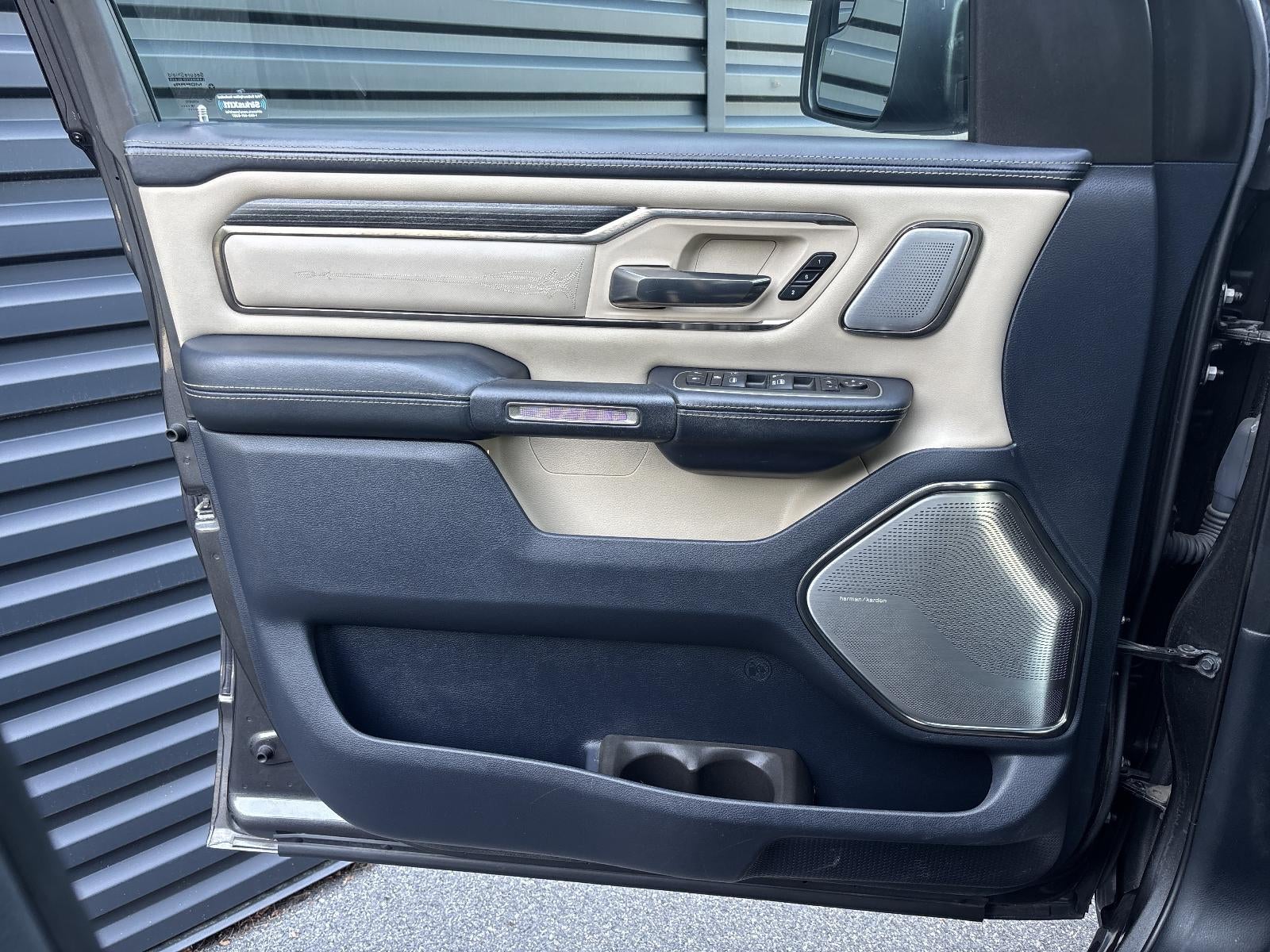 2019 RAM 1500 Limited 4x4 Crew Cab 5'7" Box