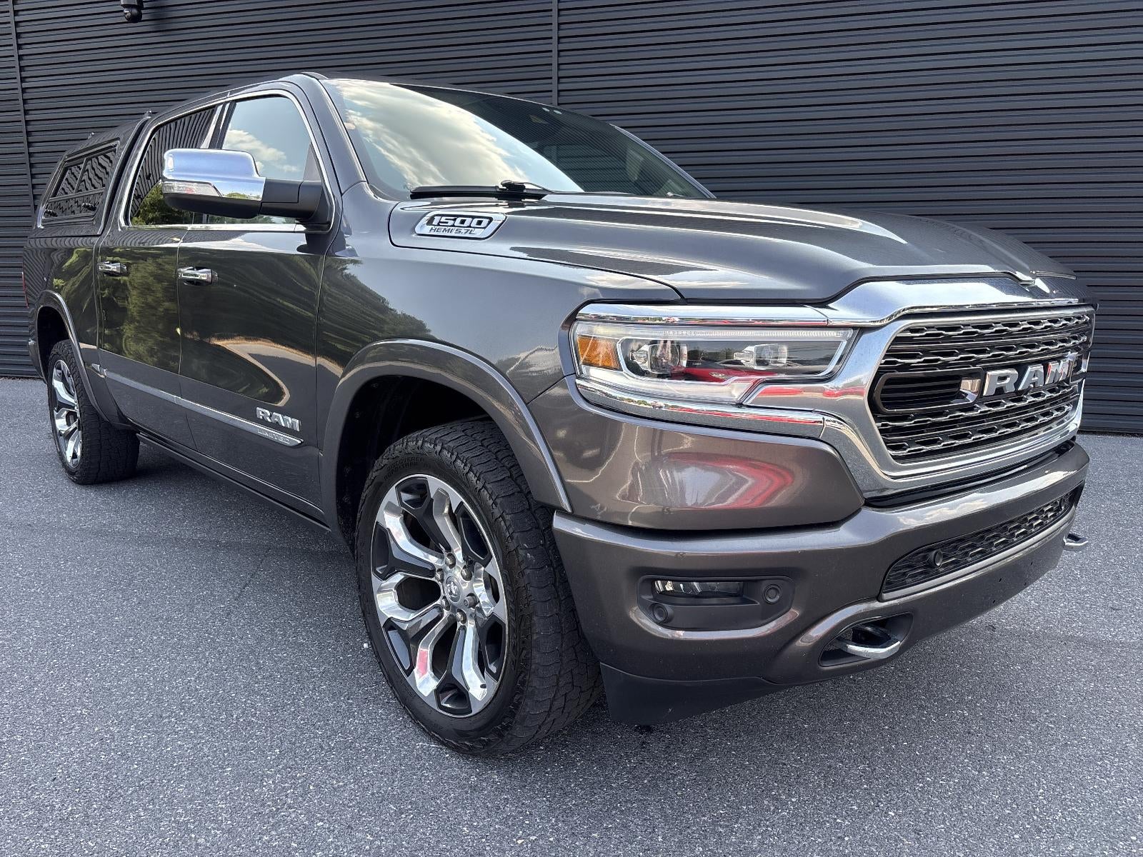2019 RAM 1500 Limited 4x4 Crew Cab 5'7" Box