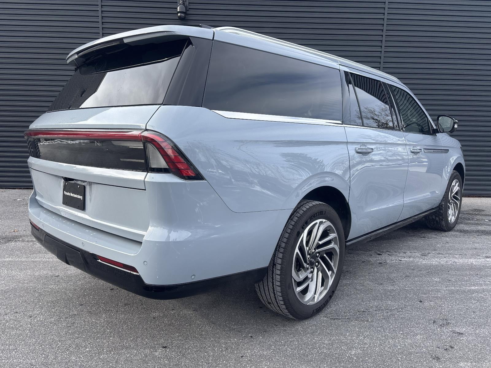 2025 Lincoln Navigator L Reserve 4x4