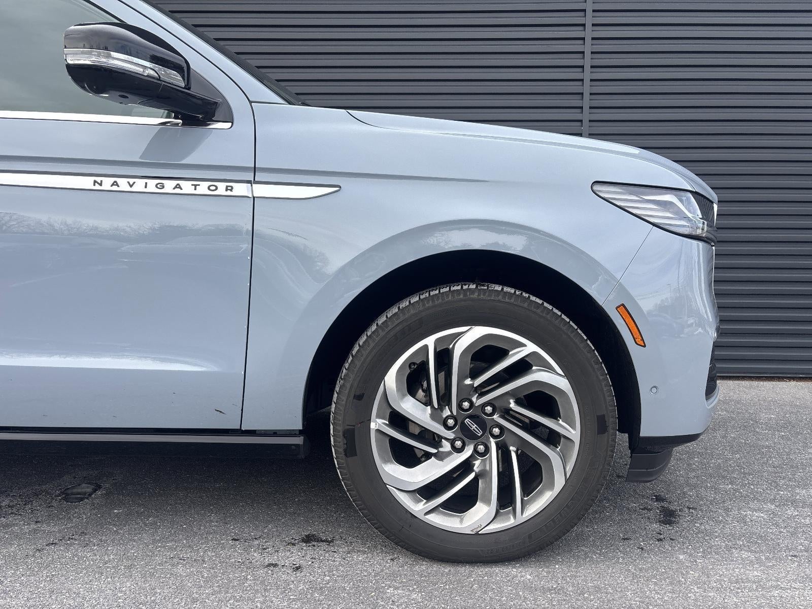 2025 Lincoln Navigator L Reserve 4x4