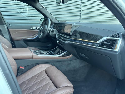 2026 BMW X7 xDrive40i Sports Activity Vehicle