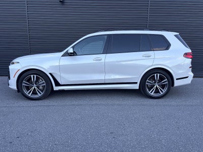 2026 BMW X7 xDrive40i Sports Activity Vehicle