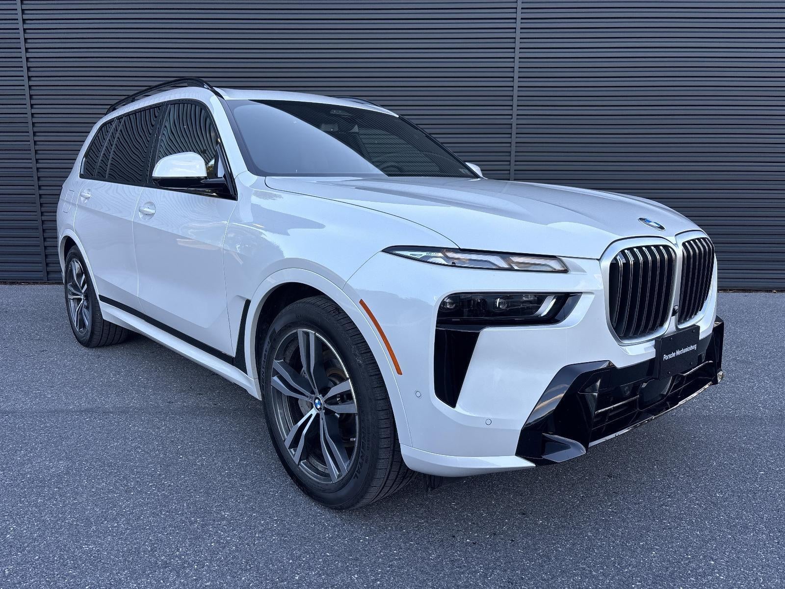 2026 BMW X7 xDrive40i Sports Activity Vehicle