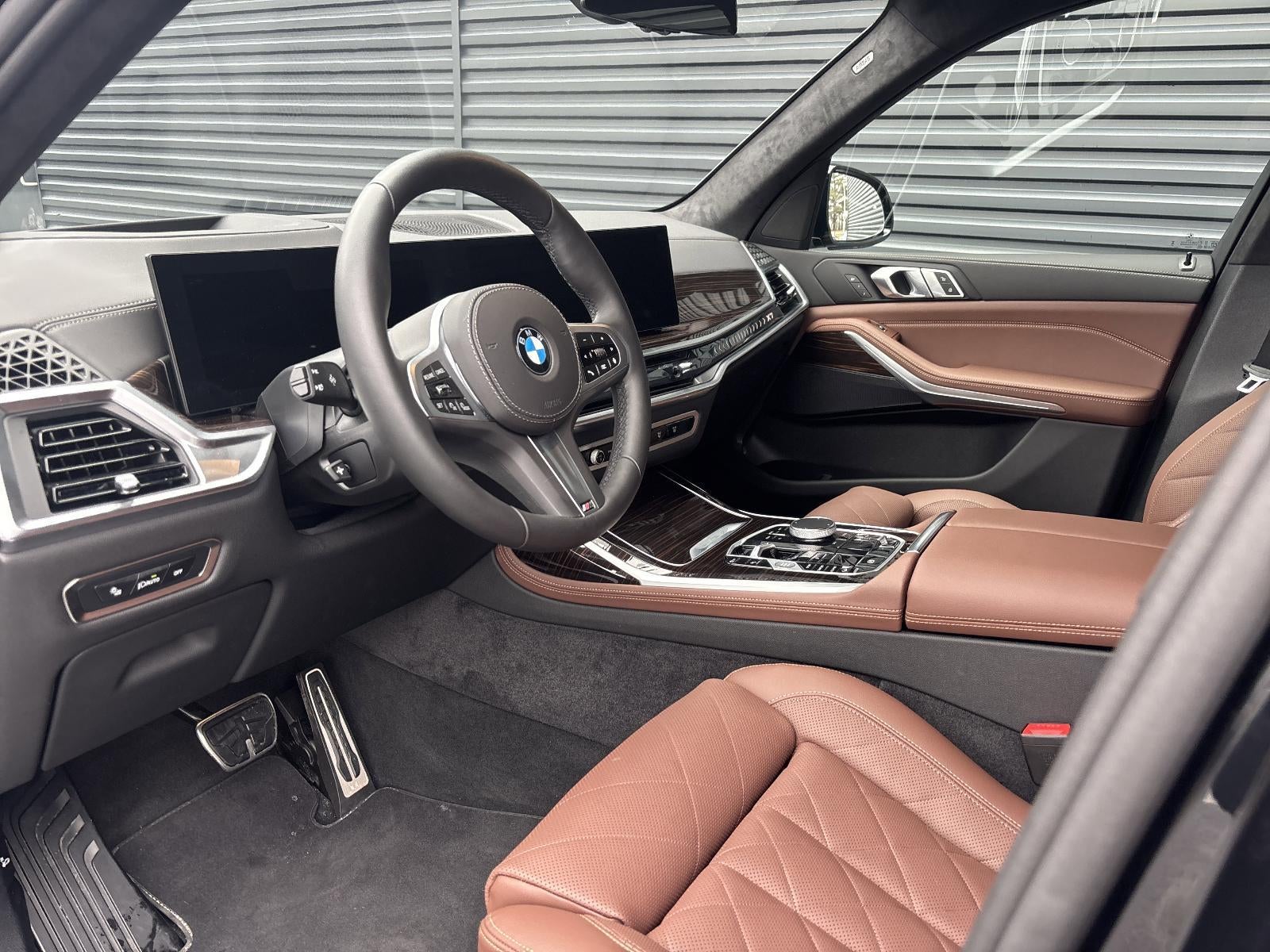 2026 BMW X7 xDrive40i Sports Activity Vehicle