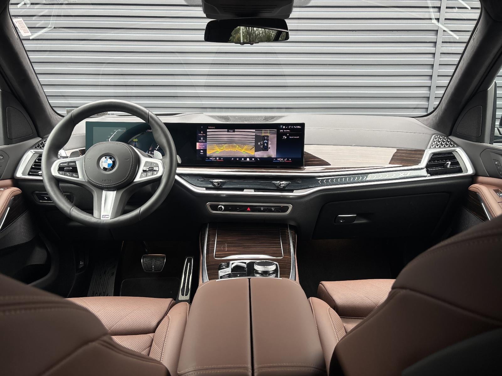 2026 BMW X7 xDrive40i Sports Activity Vehicle