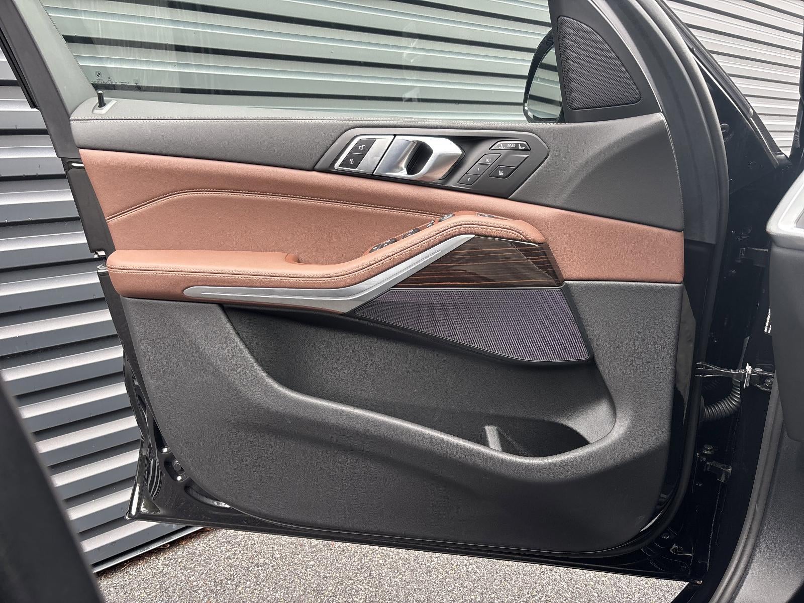 2026 BMW X7 xDrive40i Sports Activity Vehicle