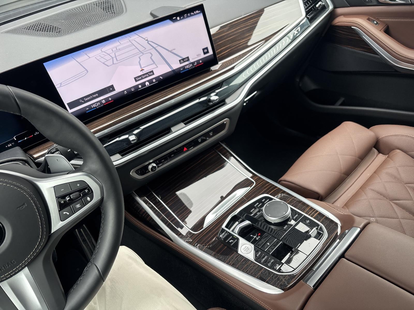 2026 BMW X7 xDrive40i Sports Activity Vehicle