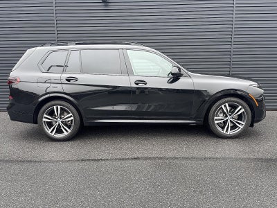 2026 BMW X7 xDrive40i Sports Activity Vehicle
