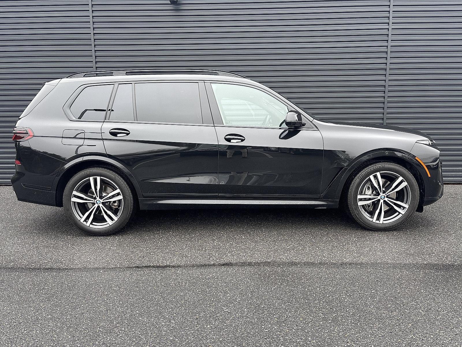 2026 BMW X7 xDrive40i Sports Activity Vehicle
