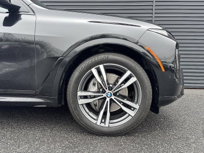 2026 BMW X7 xDrive40i Sports Activity Vehicle