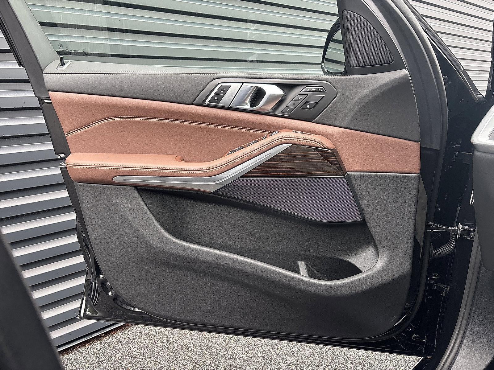 2026 BMW X7 xDrive40i Sports Activity Vehicle