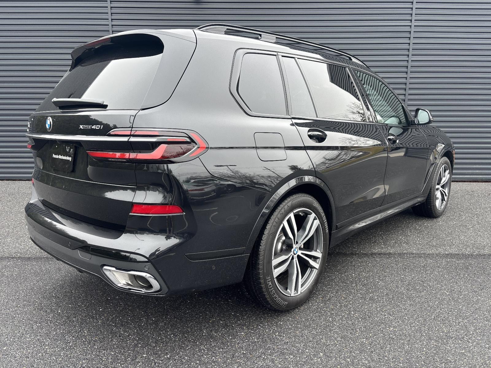 2026 BMW X7 xDrive40i Sports Activity Vehicle