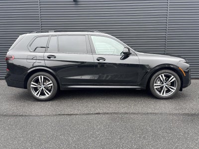 2026 BMW X7 xDrive40i Sports Activity Vehicle