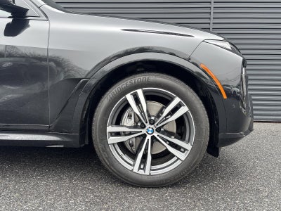 2026 BMW X7 xDrive40i Sports Activity Vehicle