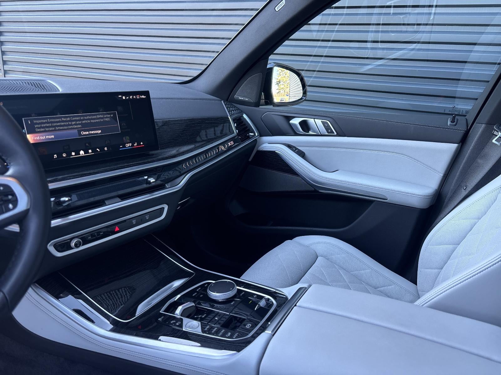 2025 BMW X5 xDrive50e Plug-In Hybrid