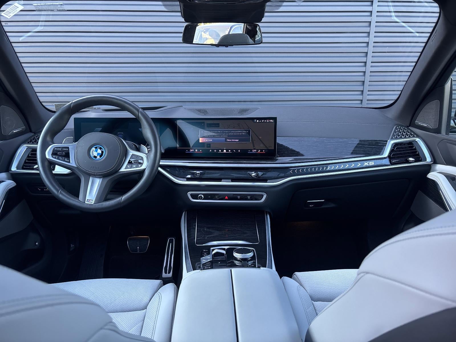 2025 BMW X5 xDrive50e Plug-In Hybrid