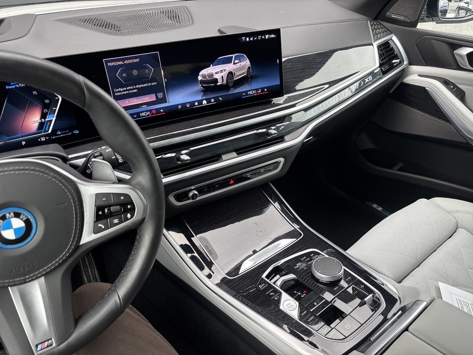 2025 BMW X5 xDrive50e Plug-In Hybrid