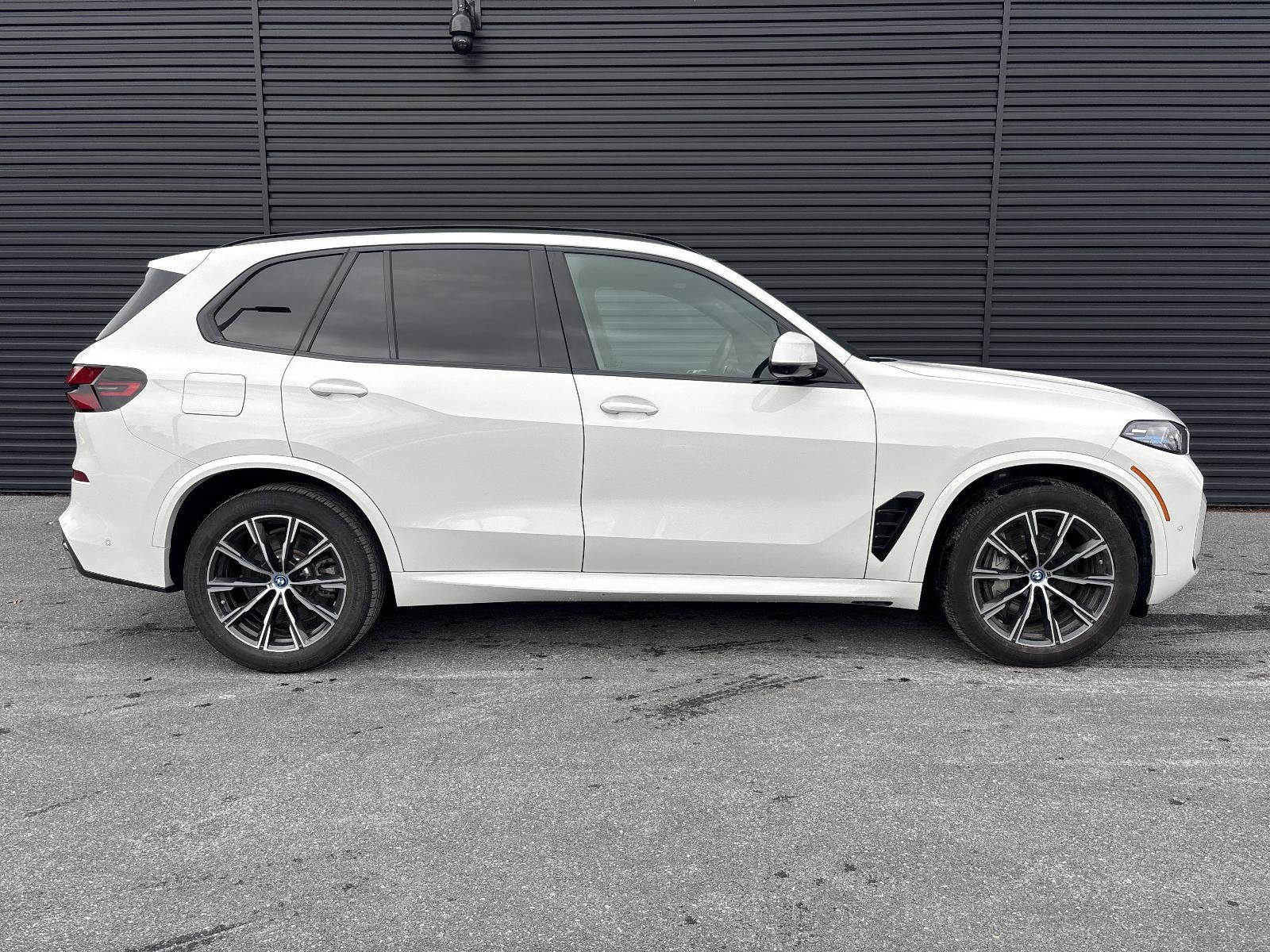 2025 BMW X5 xDrive50e Plug-In Hybrid