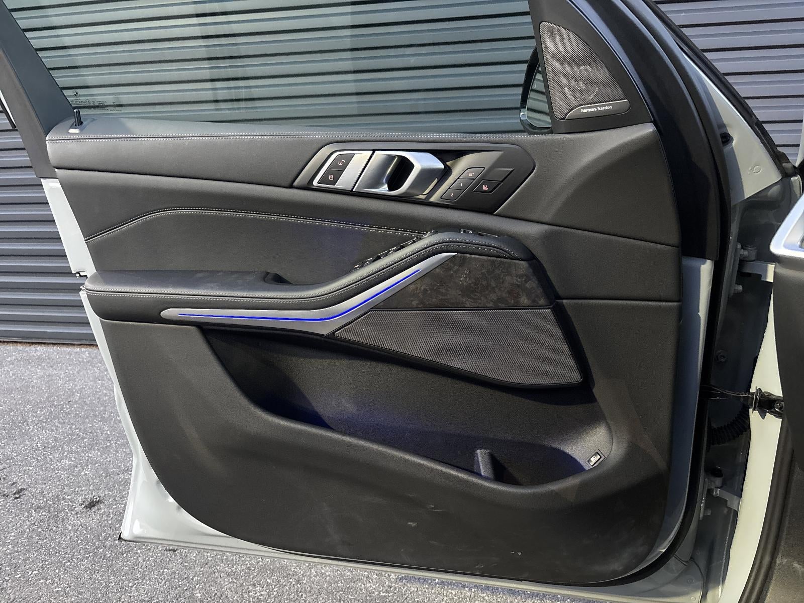 2025 BMW X5 xDrive50e Plug-In Hybrid