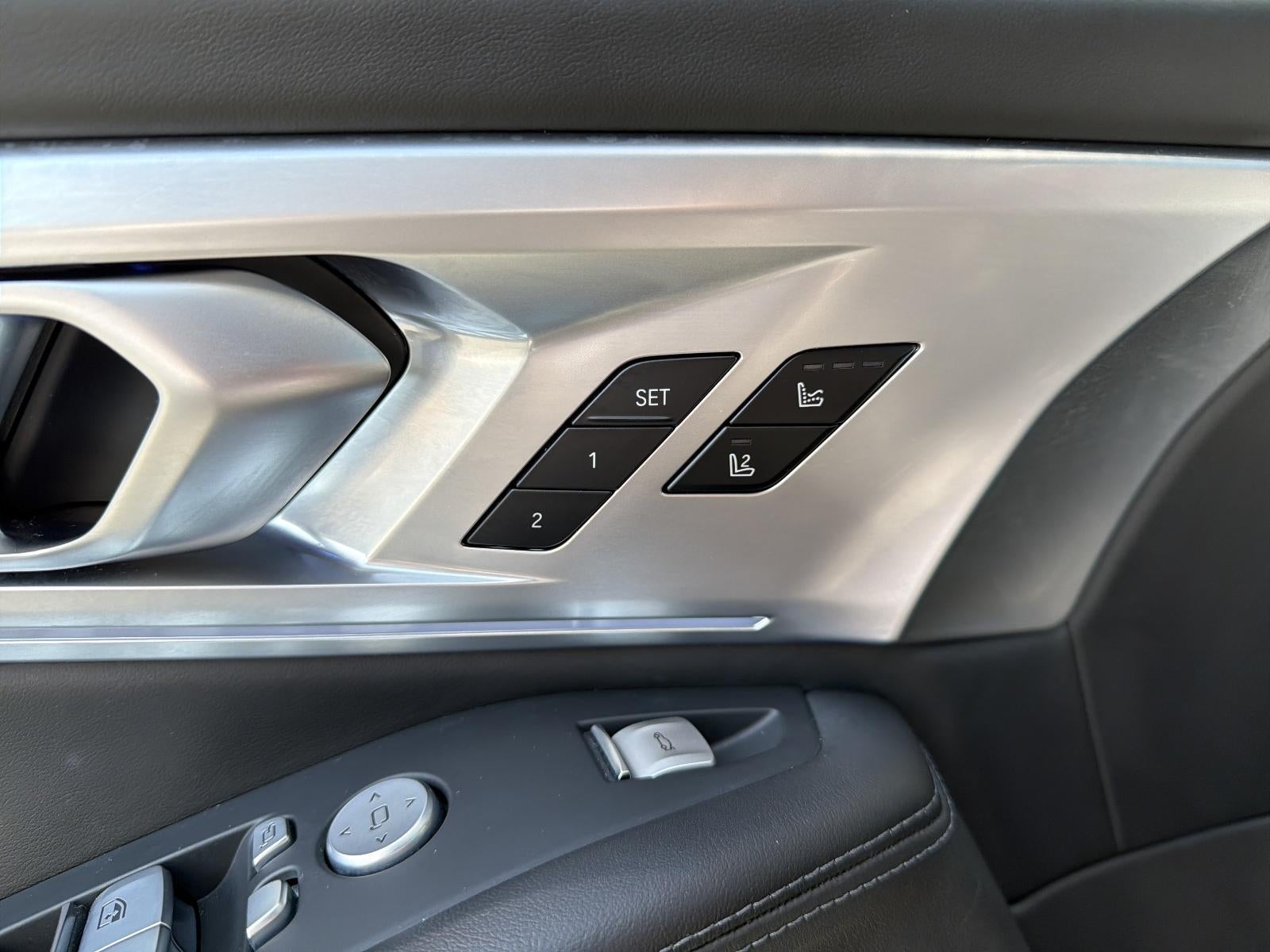 2023 BMW XM XM Sports Activity Vehicle
