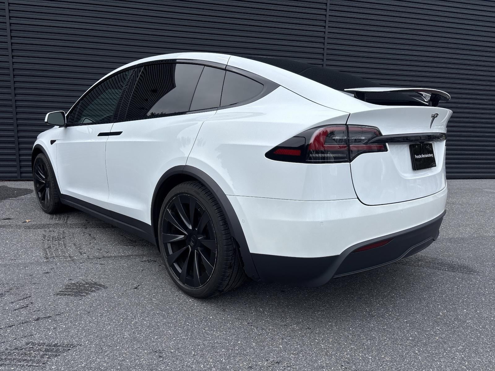 2022 Tesla Model X AWD