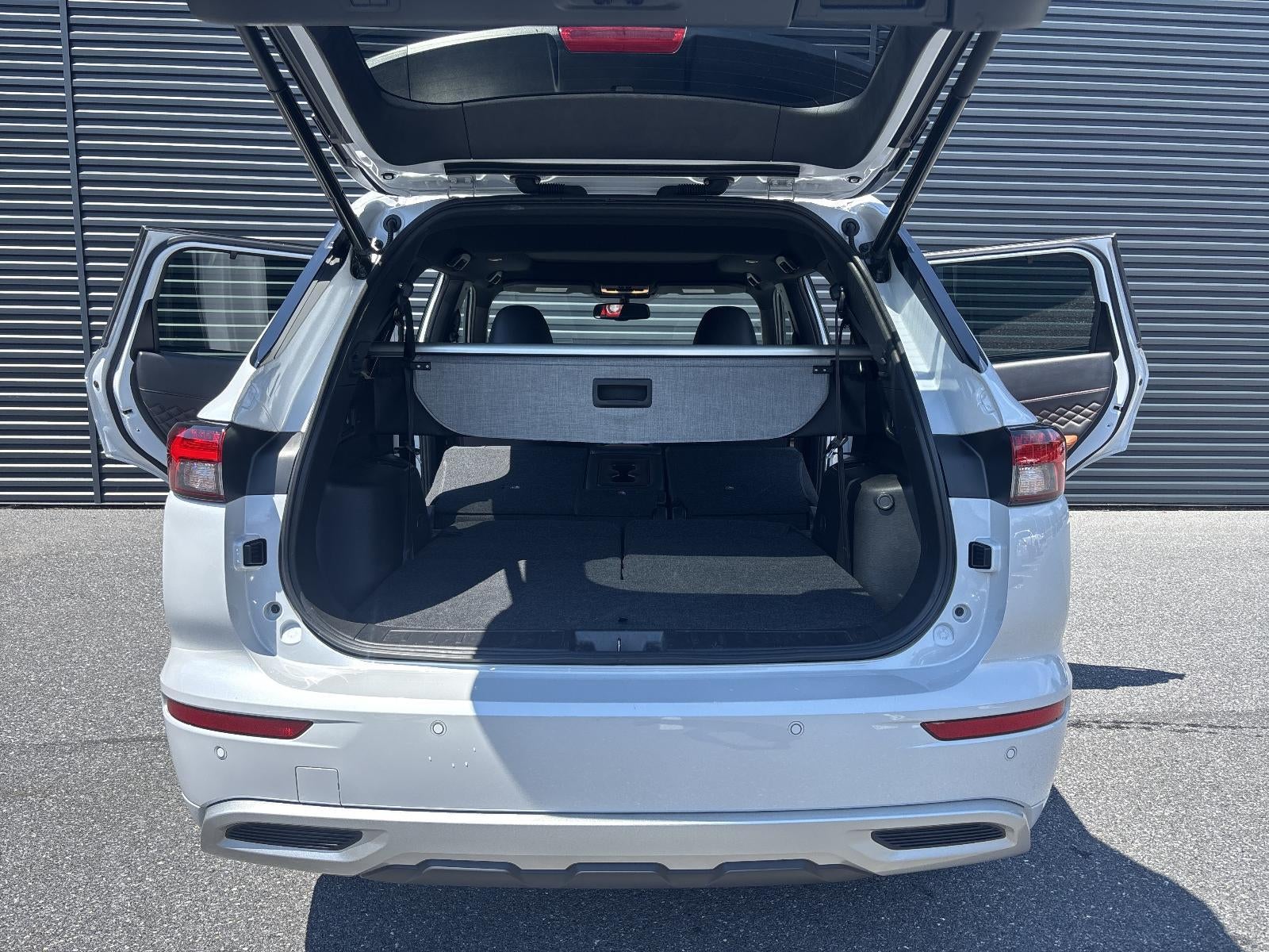 2022 Mitsubishi Outlander SEL FWD