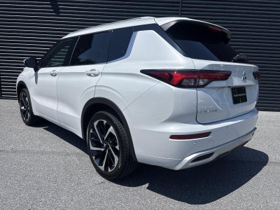 2022 Mitsubishi Outlander SEL FWD
