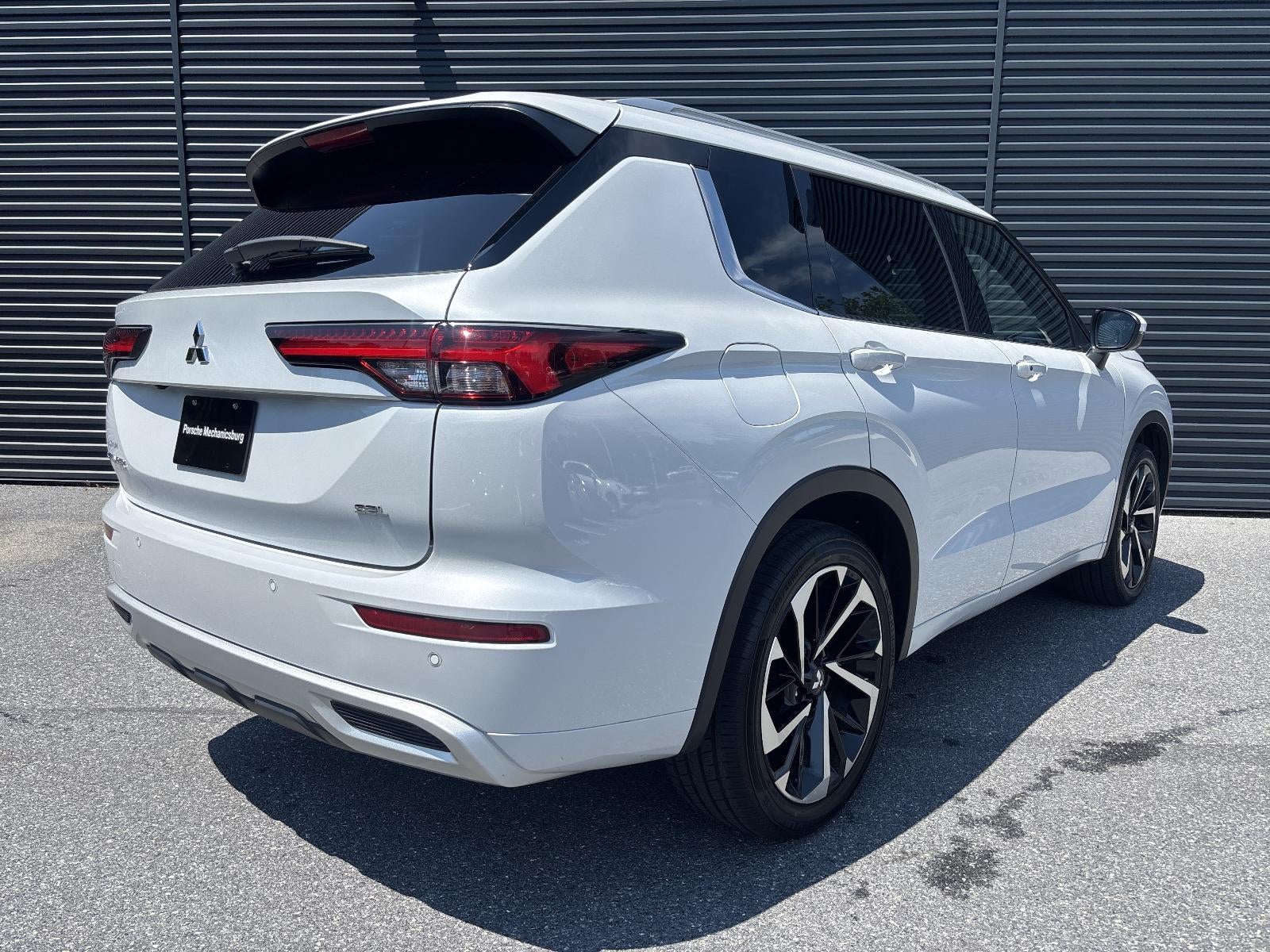 2022 Mitsubishi Outlander SEL FWD