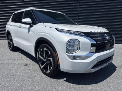 2022 Mitsubishi Outlander SEL FWD