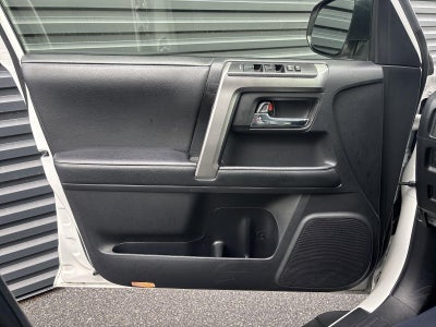 2020 Toyota 4Runner SR5 4WD (GS)