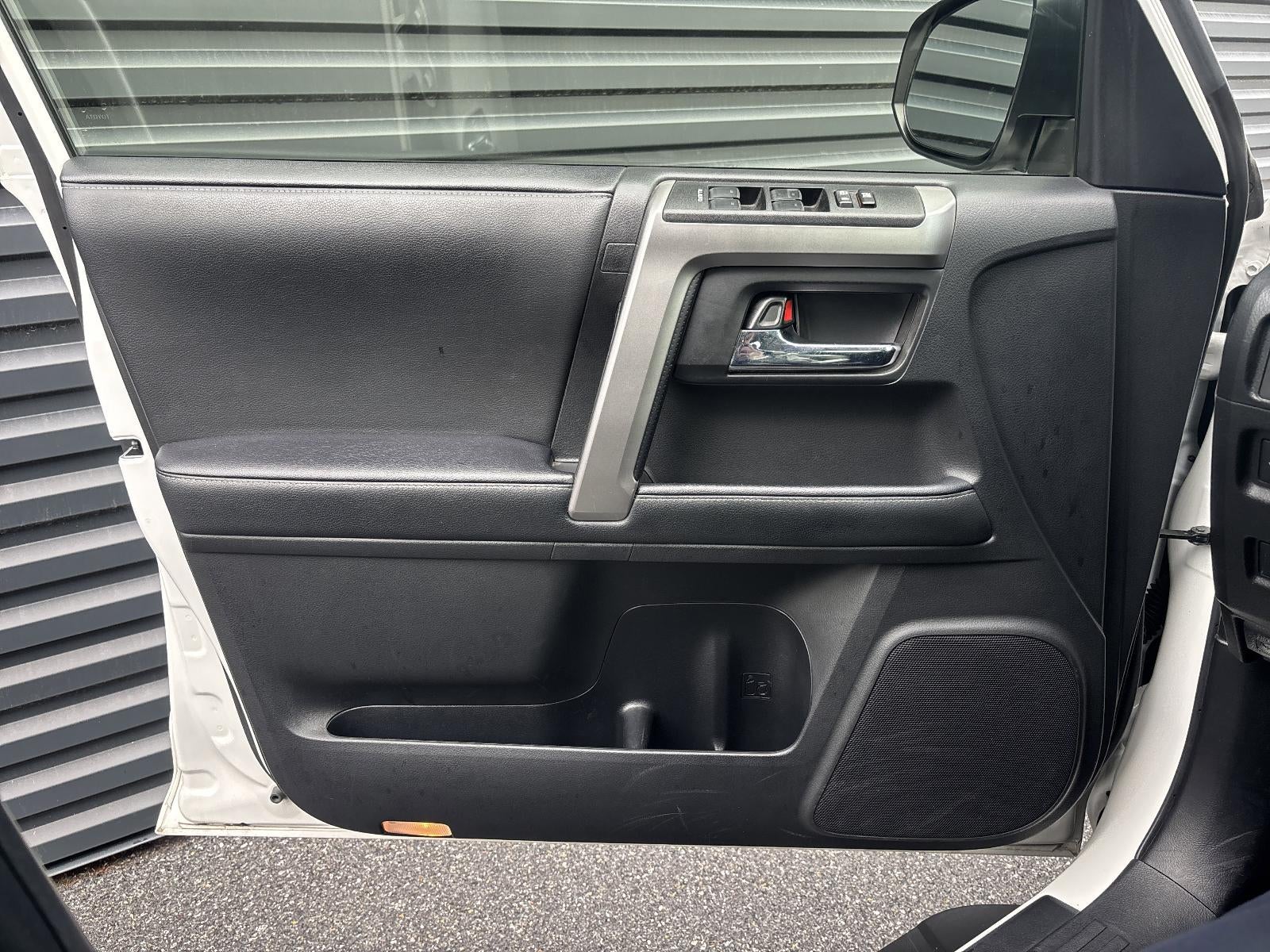 2020 Toyota 4Runner SR5 4WD (GS)
