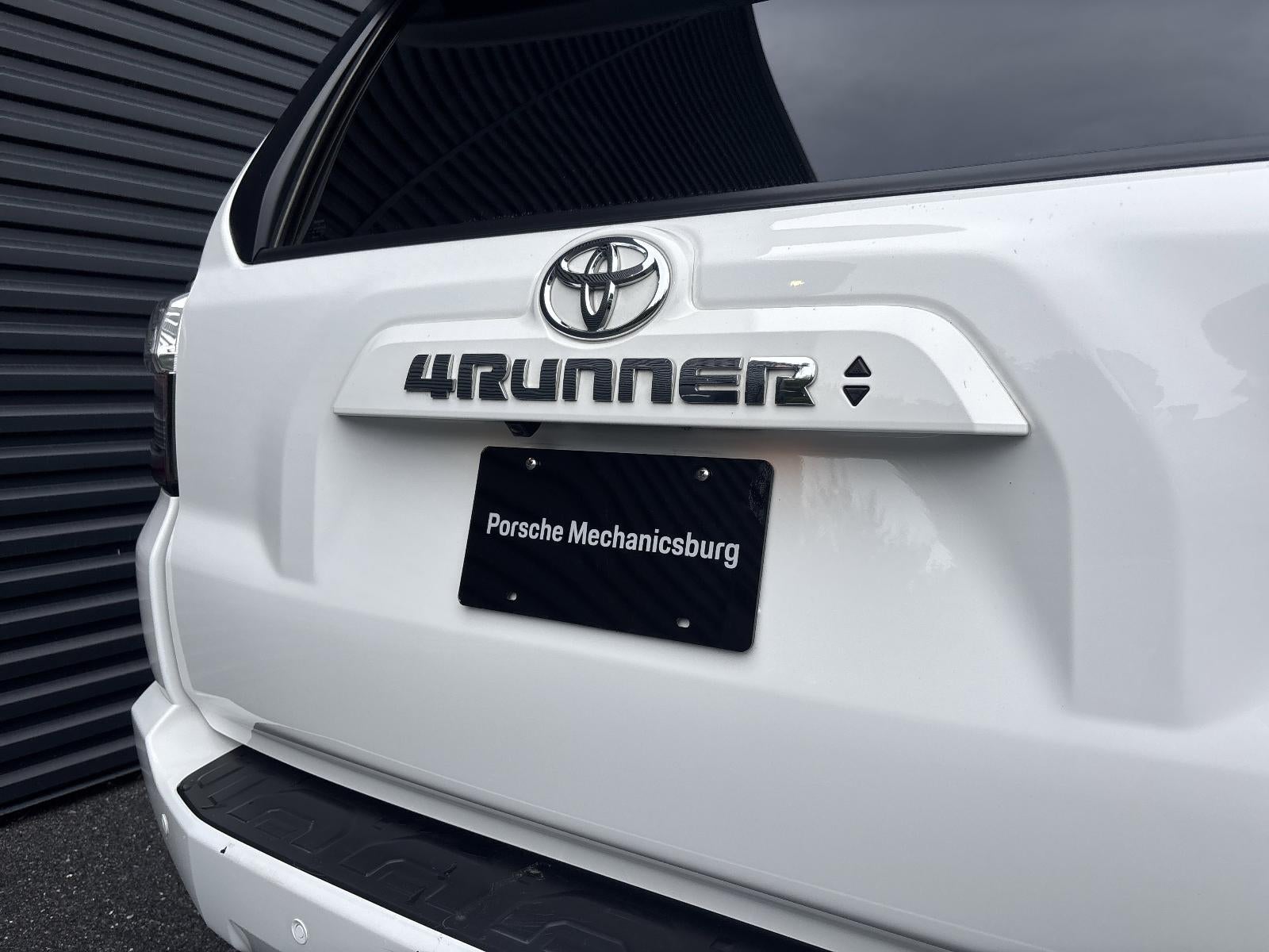 2020 Toyota 4Runner SR5 4WD (GS)