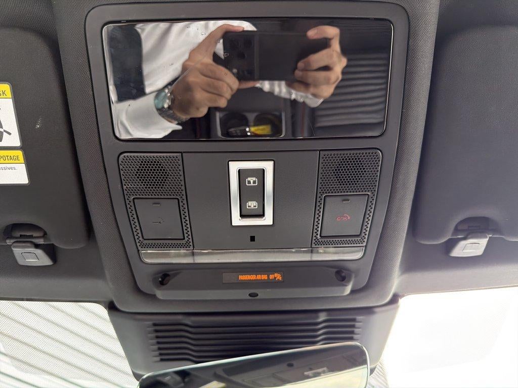 2023 Land Rover Discovery Sport SE R-Dynamic 4WD