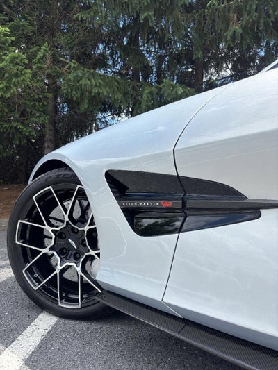 2025 Aston Martin Vanquish Coupe