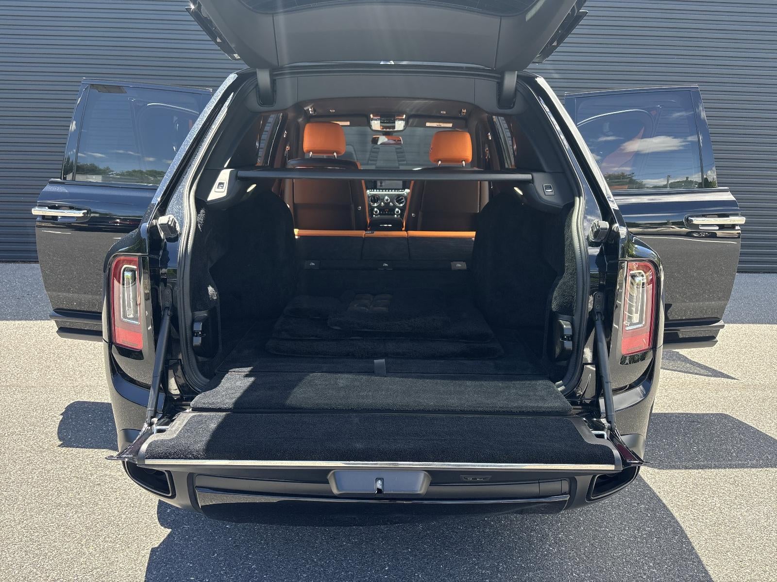 2023 Rolls-Royce Cullinan Black Badge Sport Utility